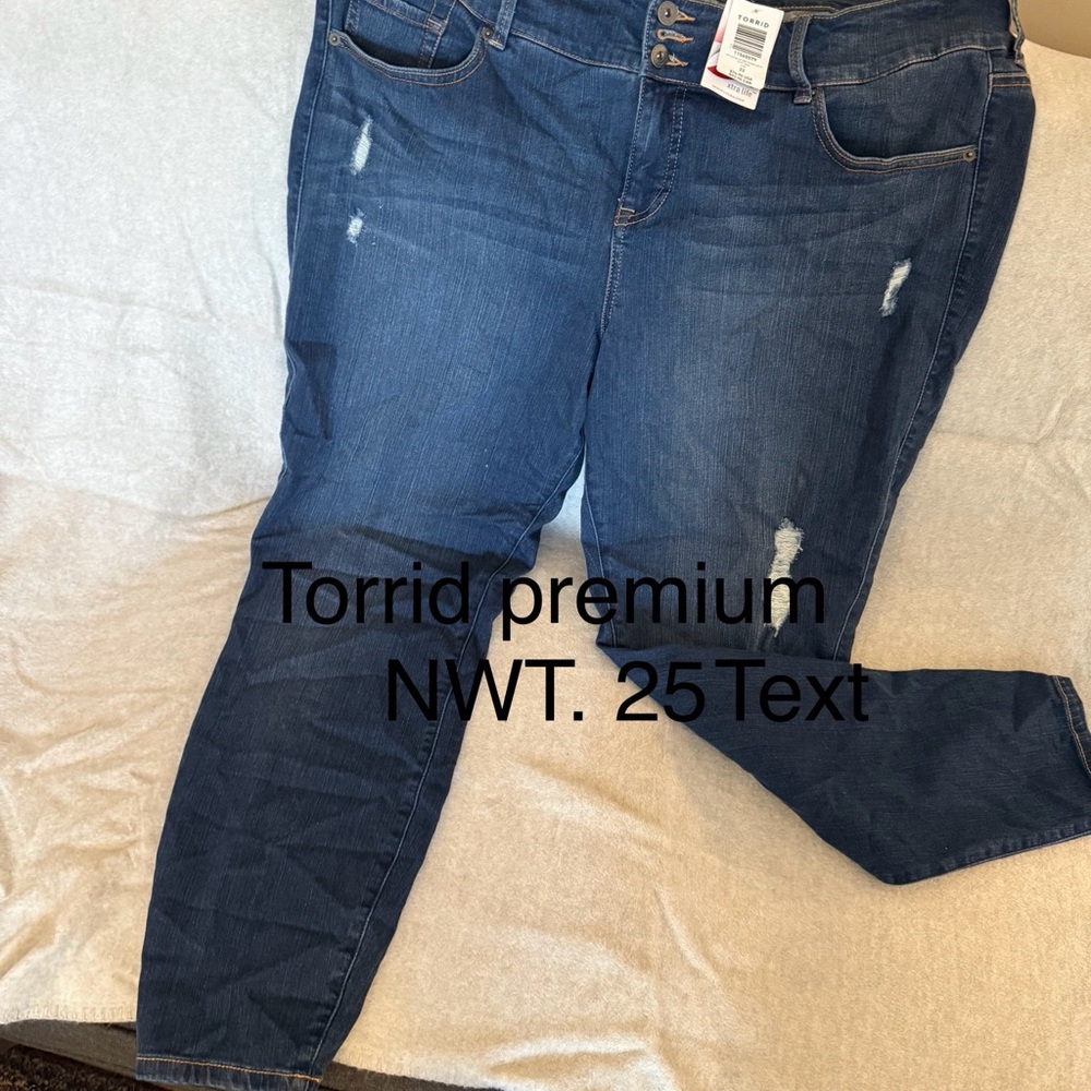 Torrid Women's Dark Blue Skinny Jeans
